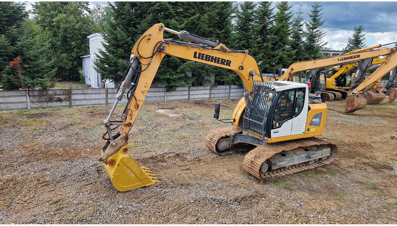 LIEBHERR R920 - Ekskavator me zinxhirë: foto 2 LIEBHERR R920 - Ekskavator me zinxhirë: foto 2