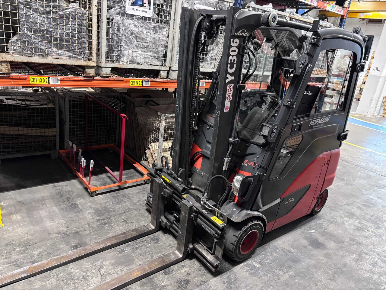 LINDE - E20PH-SERIES-386 - 2022 - ELECTRIC FORKLIFT TRUCKS - Pirun ngritës: foto 1 LINDE - E20PH-SERIES-386 - 2022 - ELECTRIC FORKLIFT TRUCKS - Pirun ngritës: foto 1
