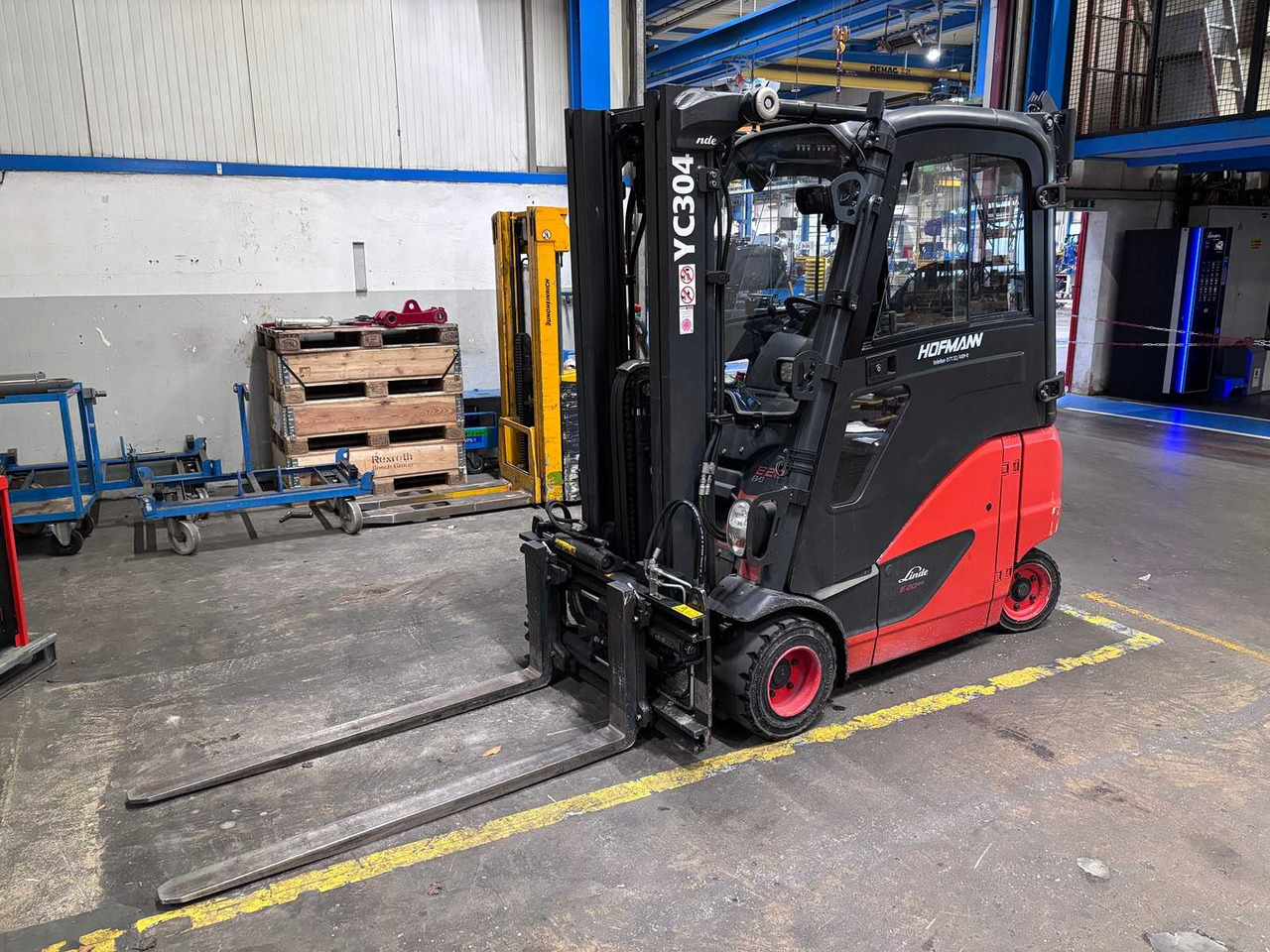 LINDE - E20PH-SERIES-386 - 2022 - ELECTRIC FORKLIFT TRUCKS - Pirun ngritës: foto 1 LINDE - E20PH-SERIES-386 - 2022 - ELECTRIC FORKLIFT TRUCKS - Pirun ngritës: foto 1