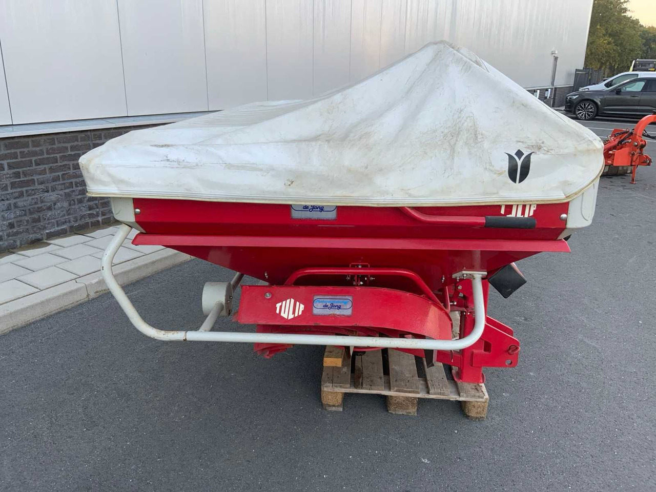 Lely SX 3000 - Shpërndarës plehu kimik: foto 4 Lely SX 3000 - Shpërndarës plehu kimik: foto 4