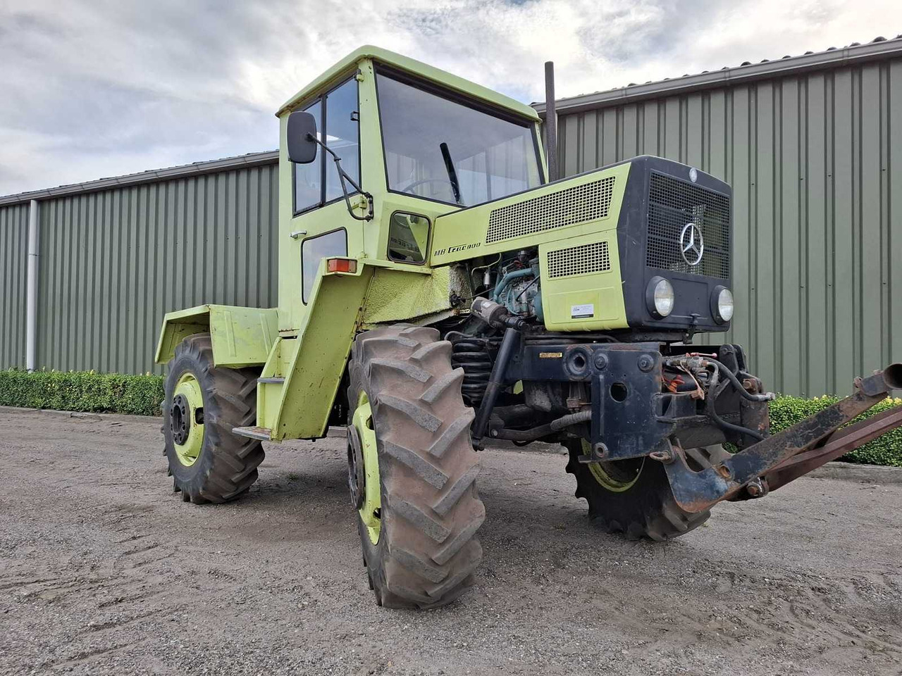 MERCEDES-BENZ - MB TRAC 800 - ALL-WHEEL DRIVE AGRICULTURAL TRACTOR - Traktor: foto 1 MERCEDES-BENZ - MB TRAC 800 - ALL-WHEEL DRIVE AGRICULTURAL TRACTOR - Traktor: foto 1
