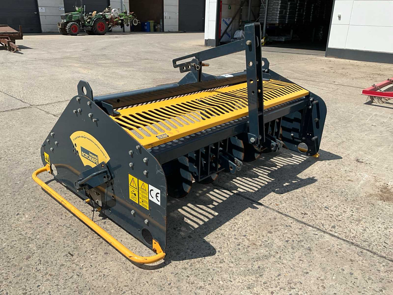Imants Rotoknife R17 - Makineri bujqësore: foto 3 Imants Rotoknife R17 - Makineri bujqësore: foto 3