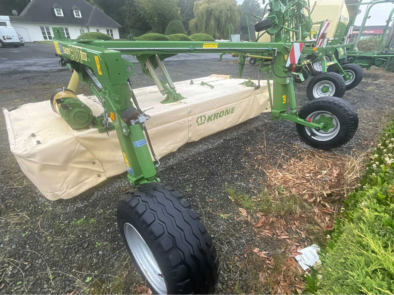 Krone Easycut 3200 - Makineri bujqësore: foto 4 Krone Easycut 3200 - Makineri bujqësore: foto 4