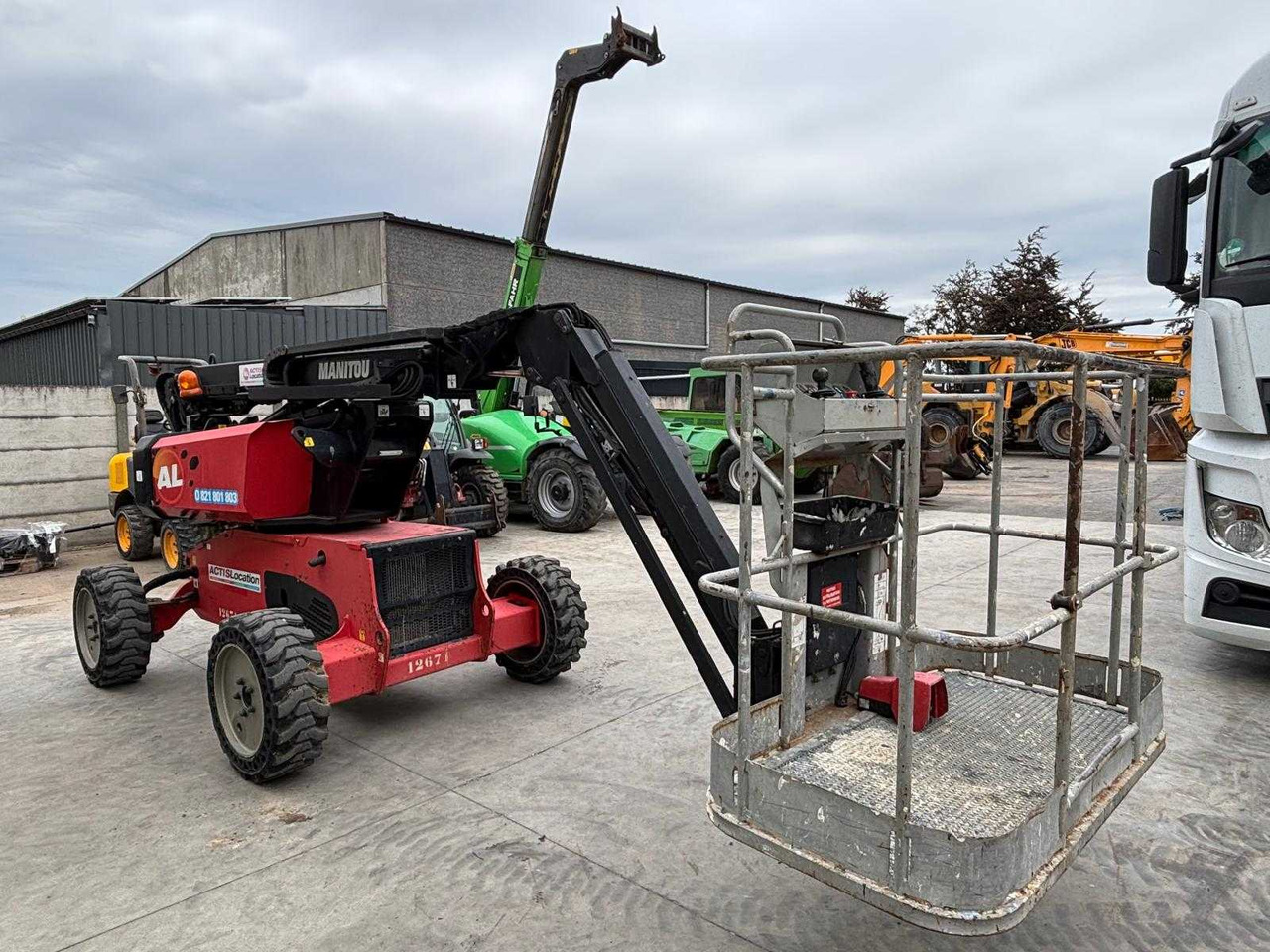 Manitou MANGO 12 - Platformë ajrore: foto 1 Manitou MANGO 12 - Platformë ajrore: foto 1