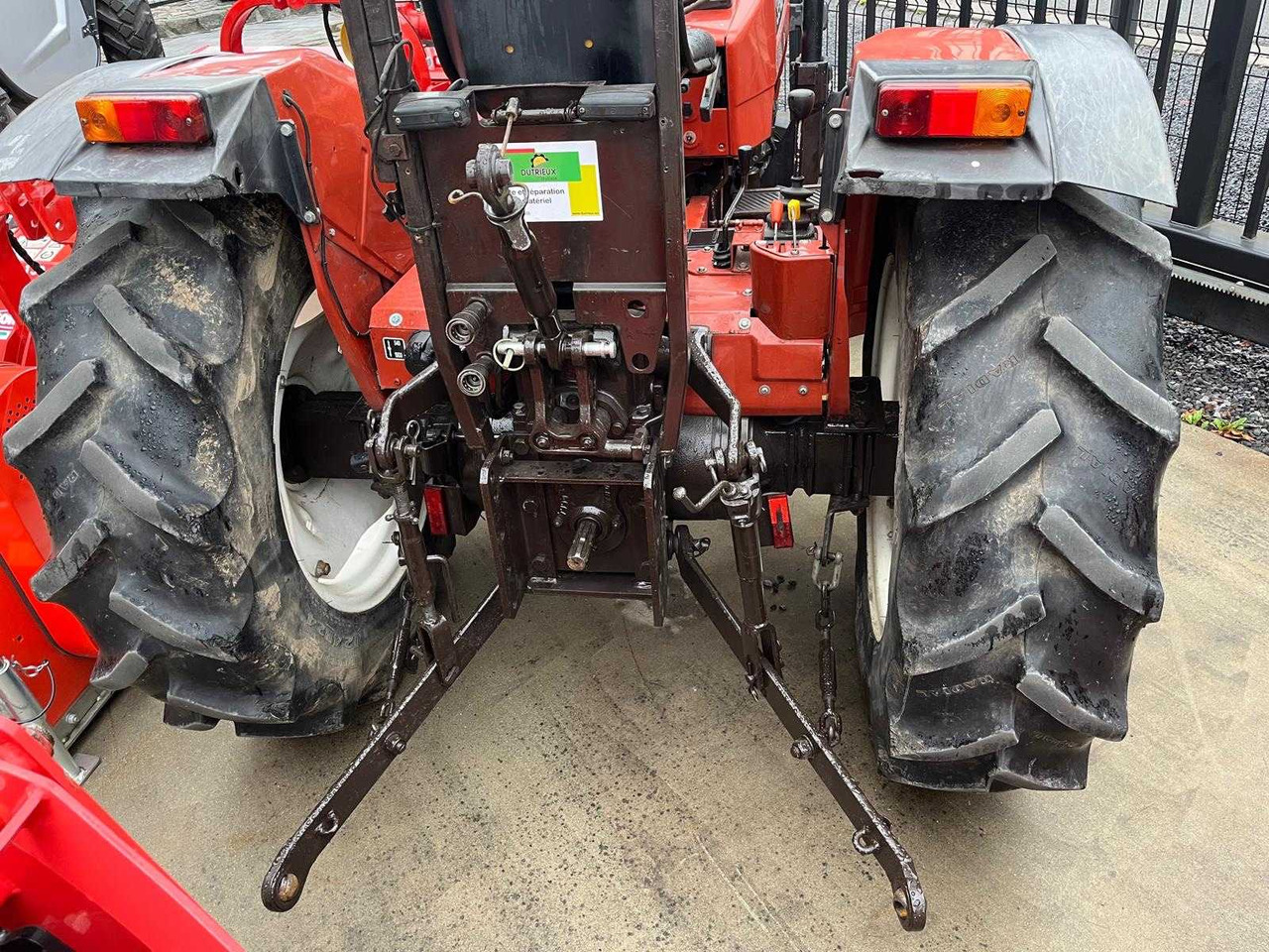 New Holland 35-66 DT - Traktor: foto 2 New Holland 35-66 DT - Traktor: foto 2