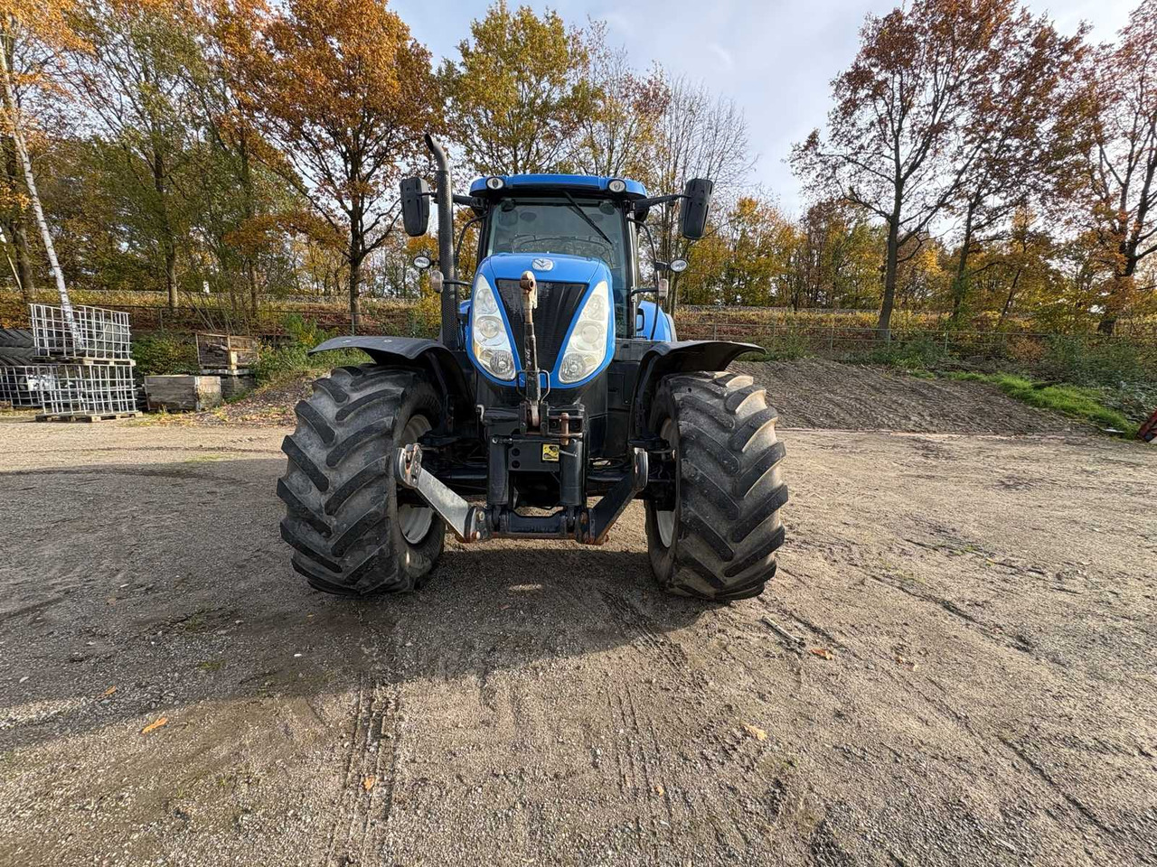 New Holland T7.260 - Traktor: foto 2 New Holland T7.260 - Traktor: foto 2