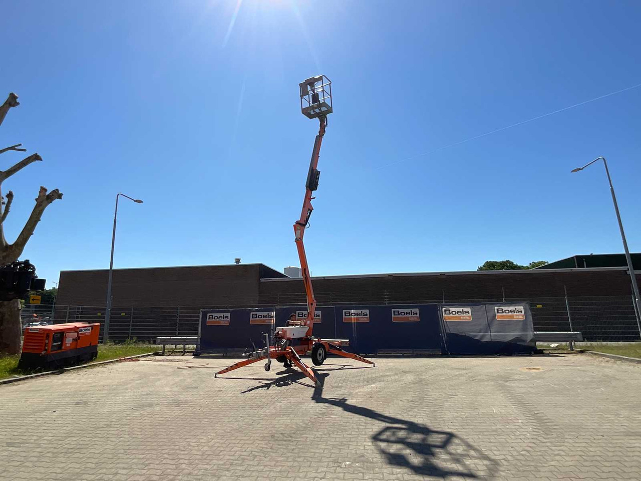 Niftylift Nifty 120 TAC - Platformë ajrore: foto 1 Niftylift Nifty 120 TAC - Platformë ajrore: foto 1