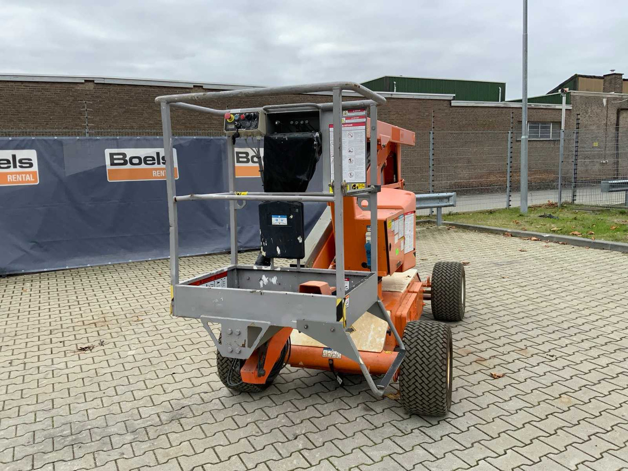 Niftylift Nifty HR12NE - Platformë ajrore: foto 3 Niftylift Nifty HR12NE - Platformë ajrore: foto 3