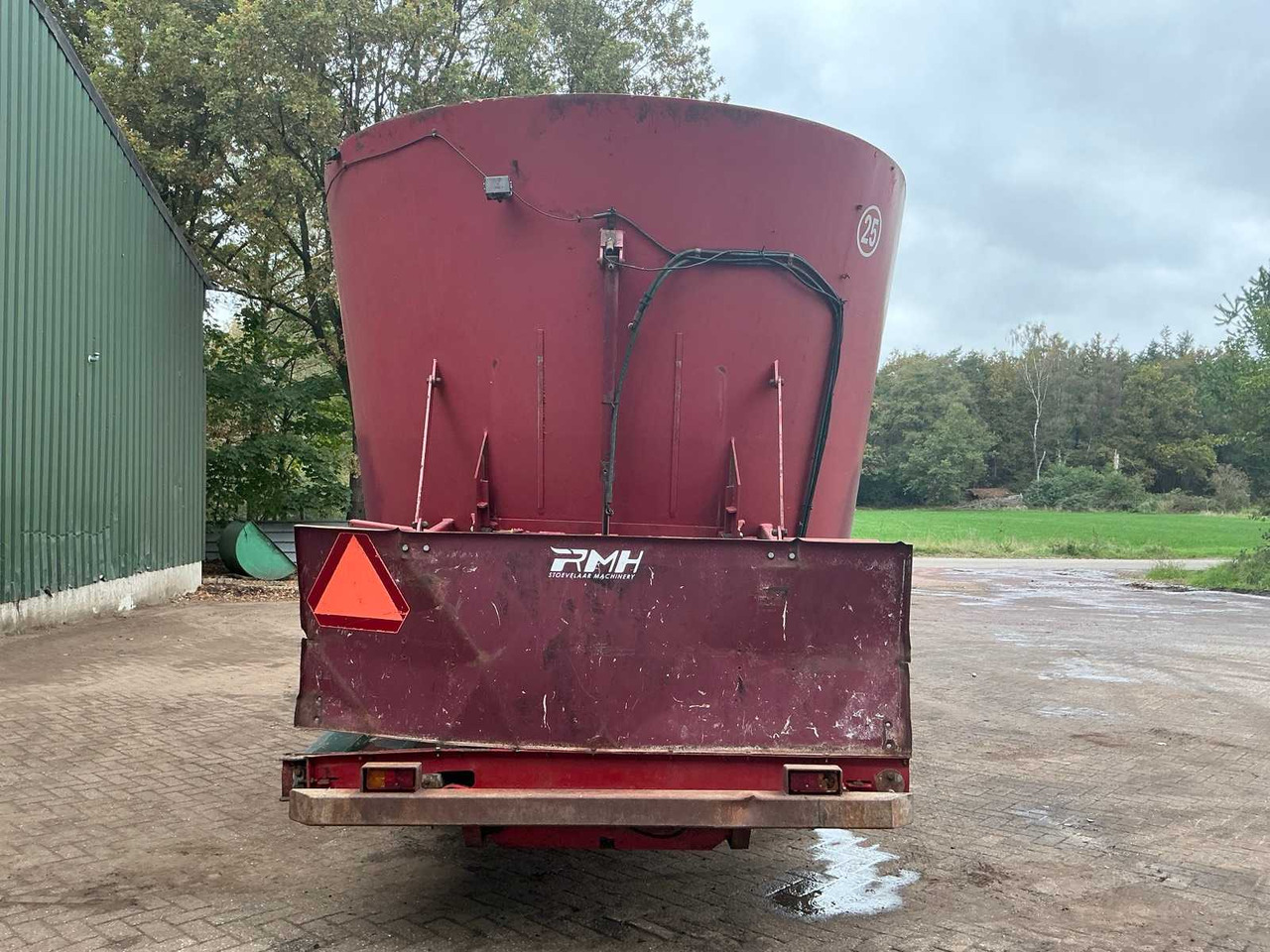 RMH Mixell 26 - Vagon për përzierjen e foragjereve: foto 3 RMH Mixell 26 - Vagon për përzierjen e foragjereve: foto 3