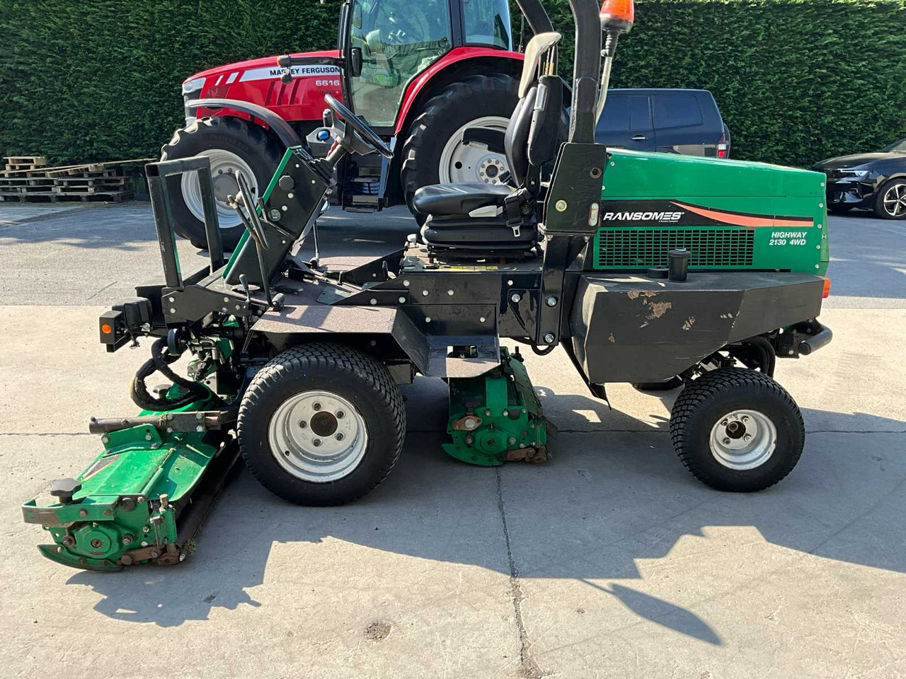 Ransomes Highway 2130 4WD - Trince/ Grirese degesh dhe bari: foto 2 Ransomes Highway 2130 4WD - Trince/ Grirese degesh dhe bari: foto 2