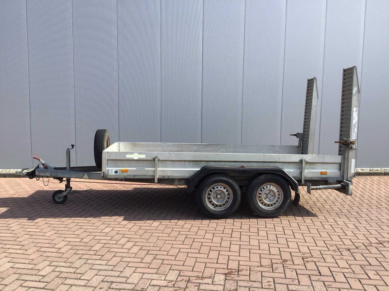 HUMBAUR LOW LOADER 2000 MACHINE TRANSPORTER TRAILER - Rimorkio: foto 2 HUMBAUR LOW LOADER 2000 MACHINE TRANSPORTER TRAILER - Rimorkio: foto 2