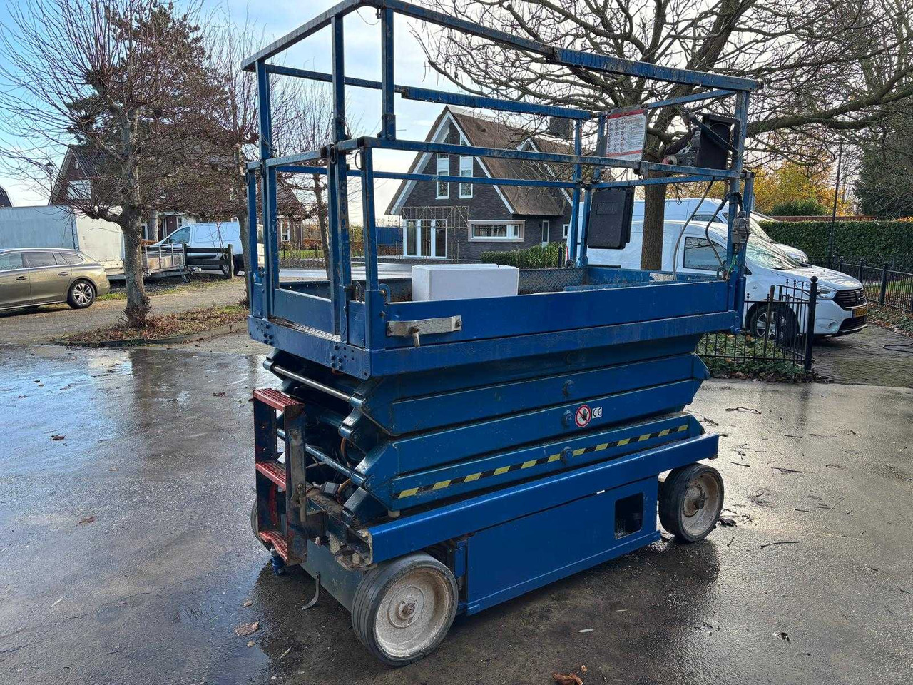 SKYJACK - 2015 - AERIAL PLATFORM - Platformë ajrore: foto 1 SKYJACK - 2015 - AERIAL PLATFORM - Platformë ajrore: foto 1