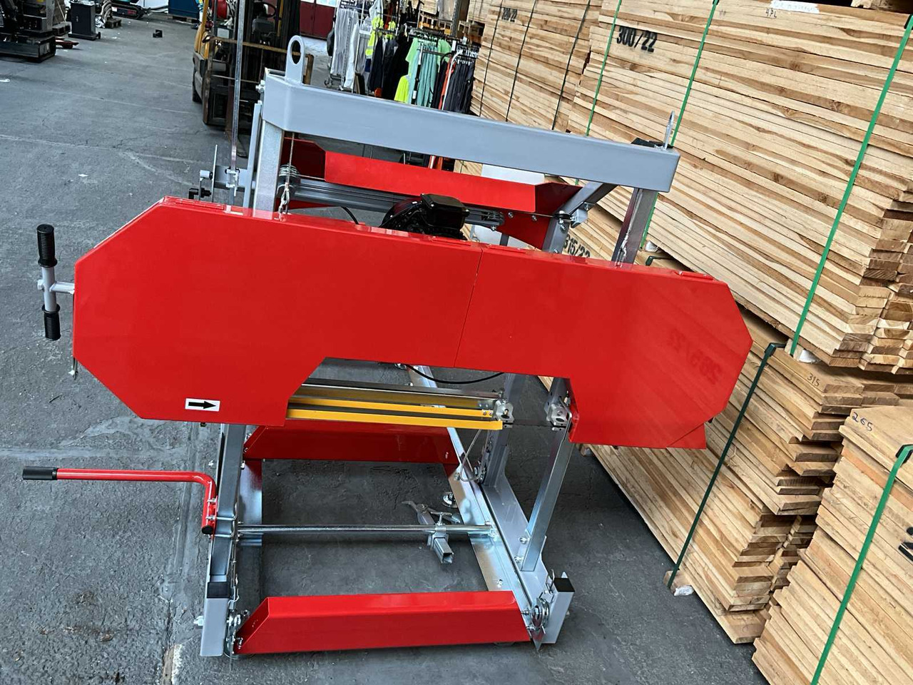 Saw mill GT32 - Pajisje kopshti: foto 4 Saw mill GT32 - Pajisje kopshti: foto 4