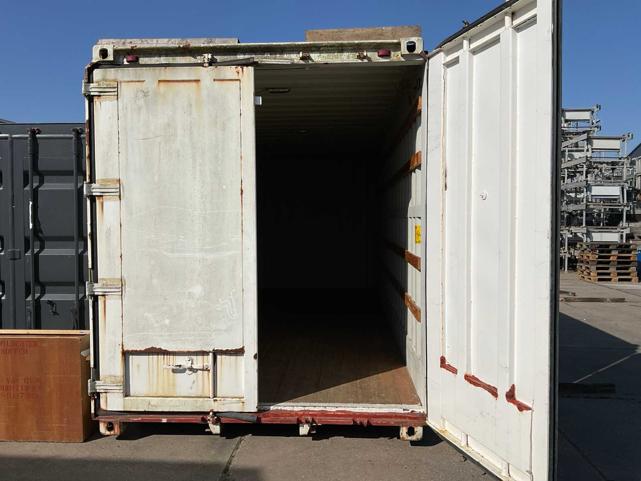 Shipping container - Kontenier transporti: foto 2 Shipping container - Kontenier transporti: foto 2