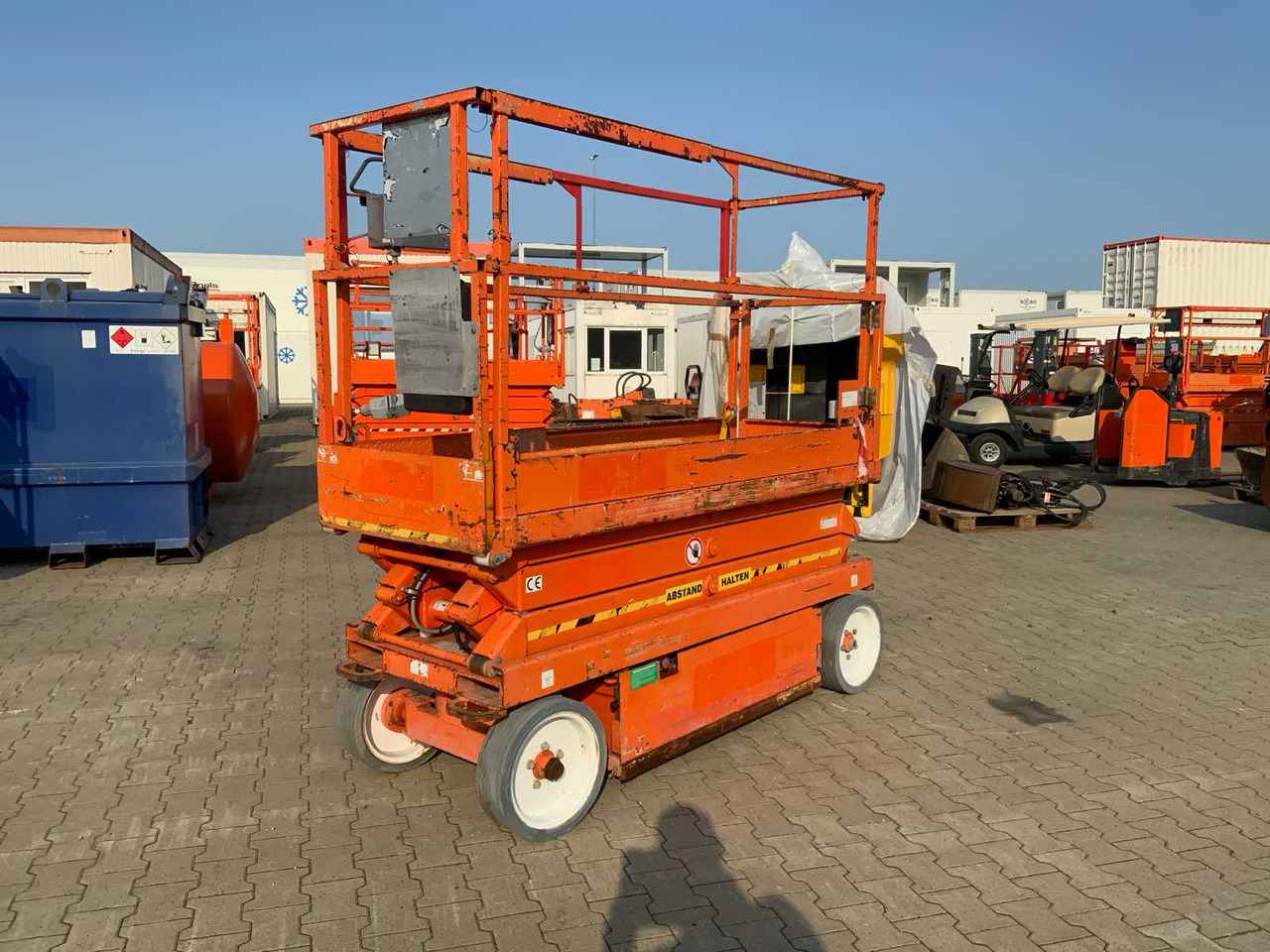 SkyJack SJ III 3220 - Platformë ajrore: foto 4 SkyJack SJ III 3220 - Platformë ajrore: foto 4