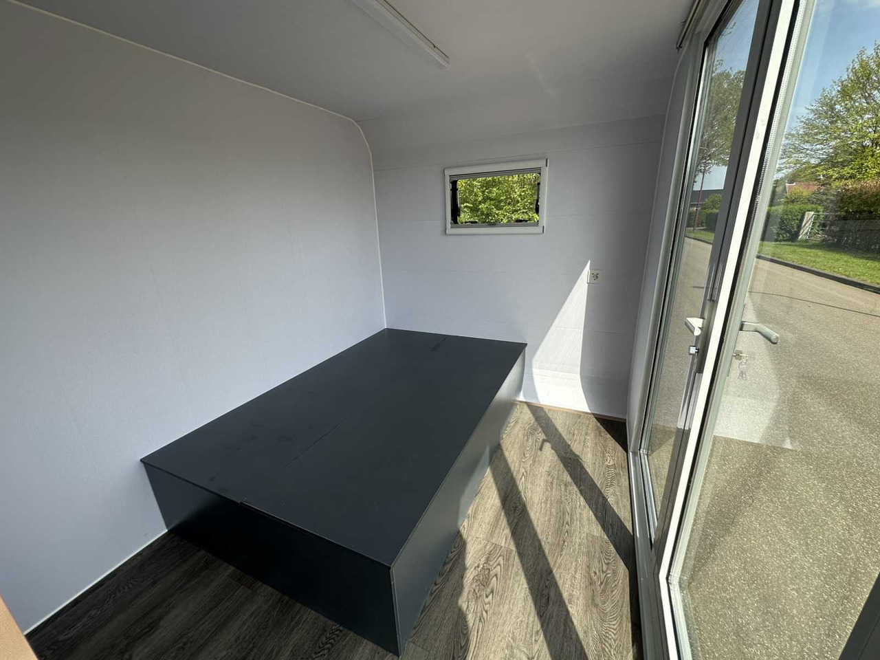 Stahlworks Eco 4000 A Zwart - Kontejner ndërtimi: foto 5 Stahlworks Eco 4000 A Zwart - Kontejner ndërtimi: foto 5