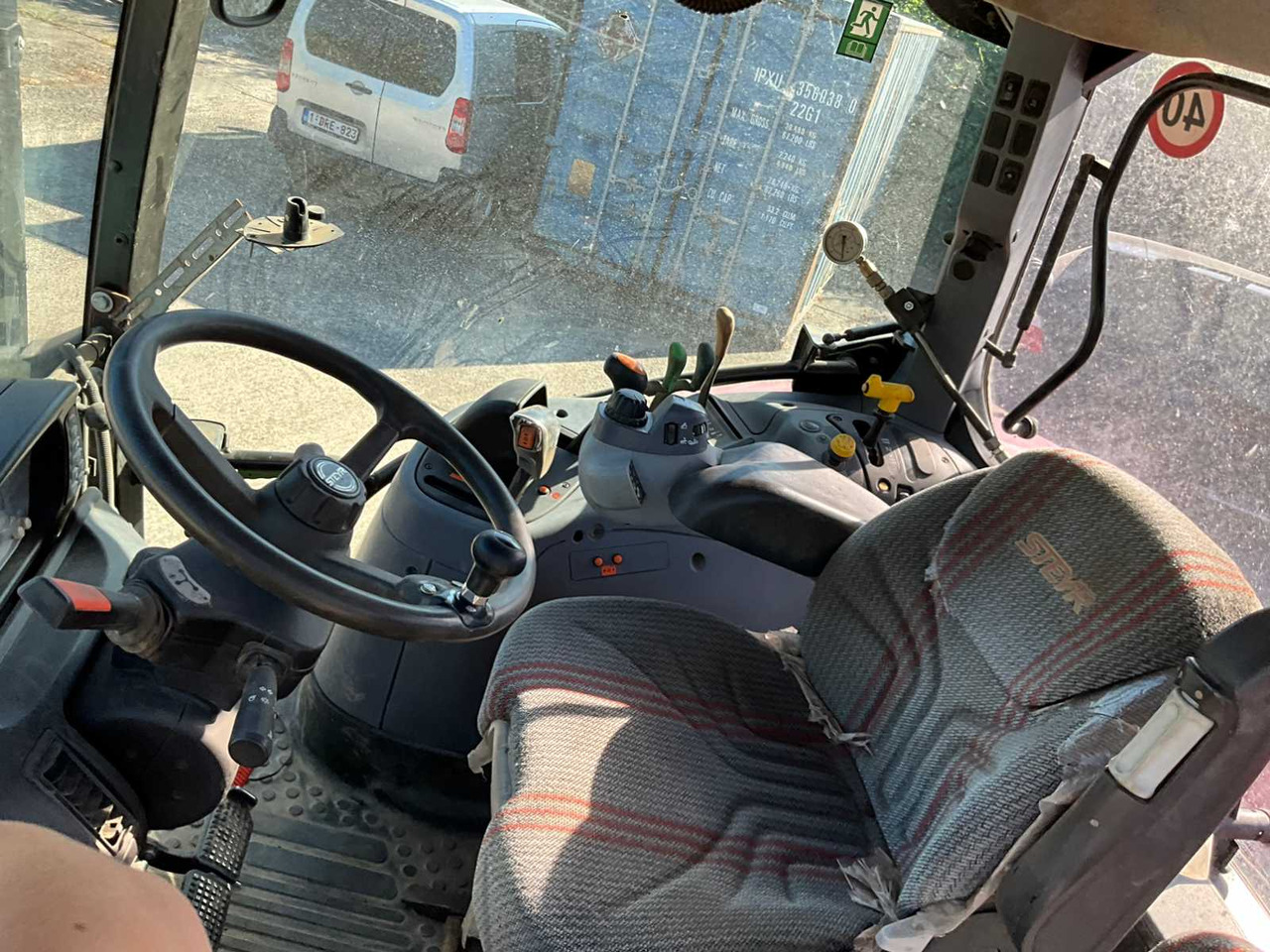 Traktor Steyr PROFI4135: foto 19