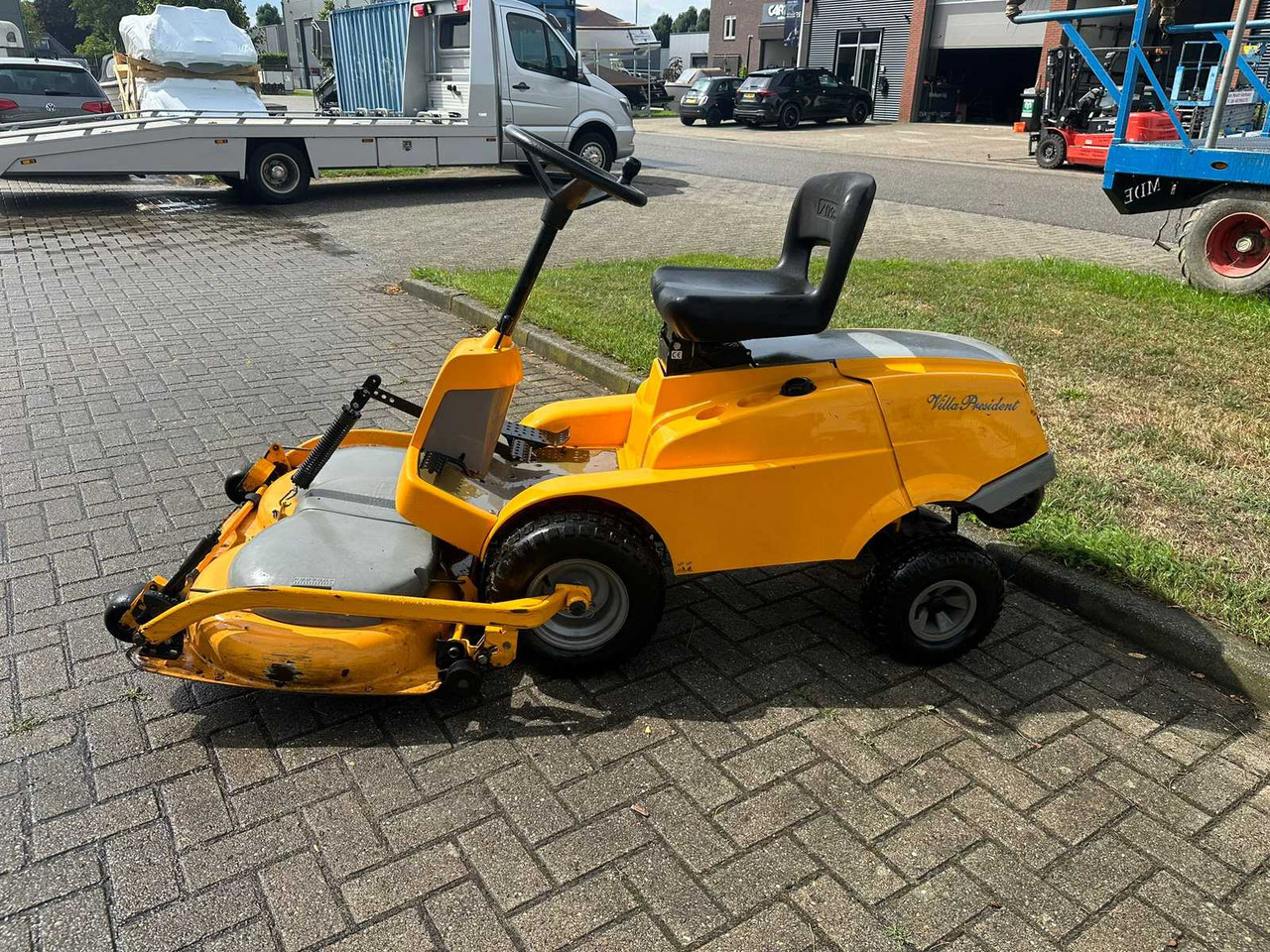 Stiga Villa President - Korrëse bari i kopshtit: foto 2 Stiga Villa President - Korrëse bari i kopshtit: foto 2