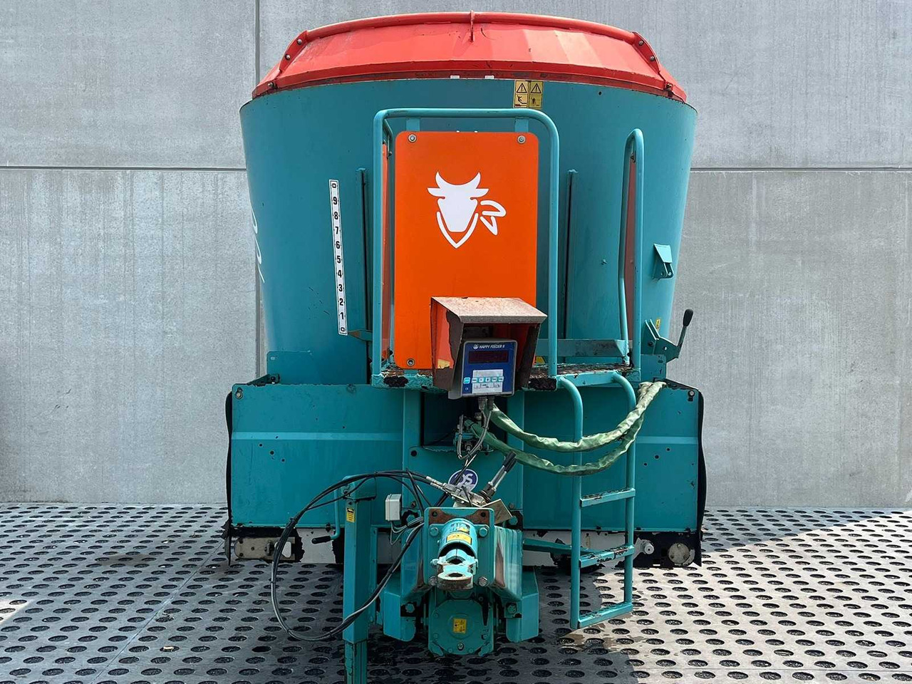 Storti Dunker TVS100 - Vagon për përzierjen e foragjereve: foto 2 Storti Dunker TVS100 - Vagon për përzierjen e foragjereve: foto 2