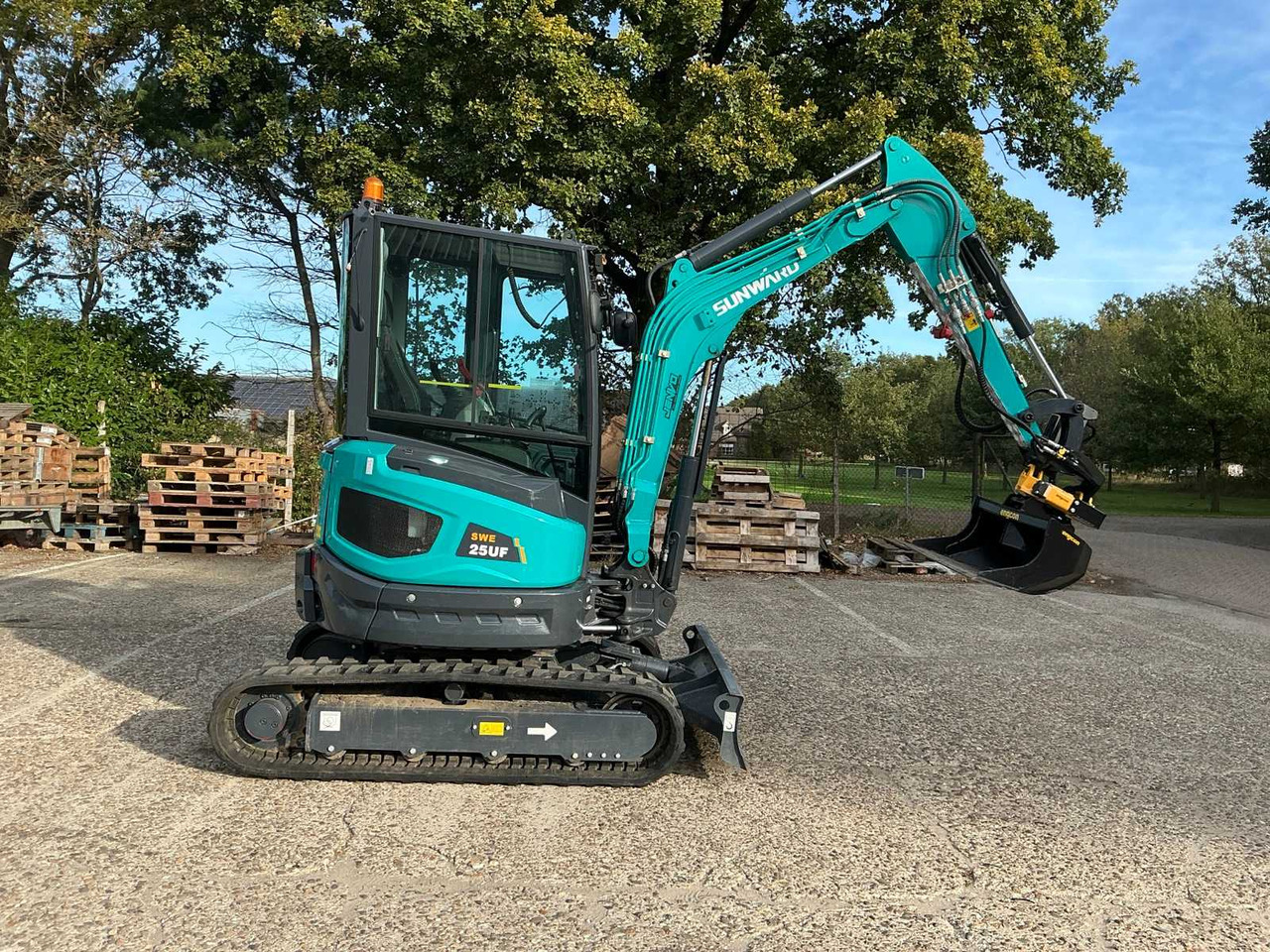 Sunward 2024 SUNWARD SWE25UF CRAWLER EXCAVATOR - Ekskavator me zinxhirë: foto 4 Sunward 2024 SUNWARD SWE25UF CRAWLER EXCAVATOR - Ekskavator me zinxhirë: foto 4