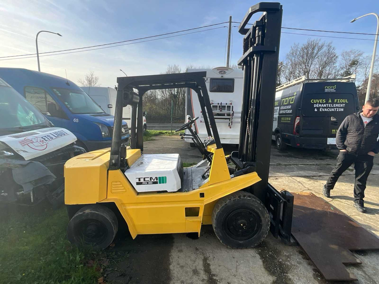 TCM FD30 FORKLIFT - Pirun ngritës: foto 5 TCM FD30 FORKLIFT - Pirun ngritës: foto 5