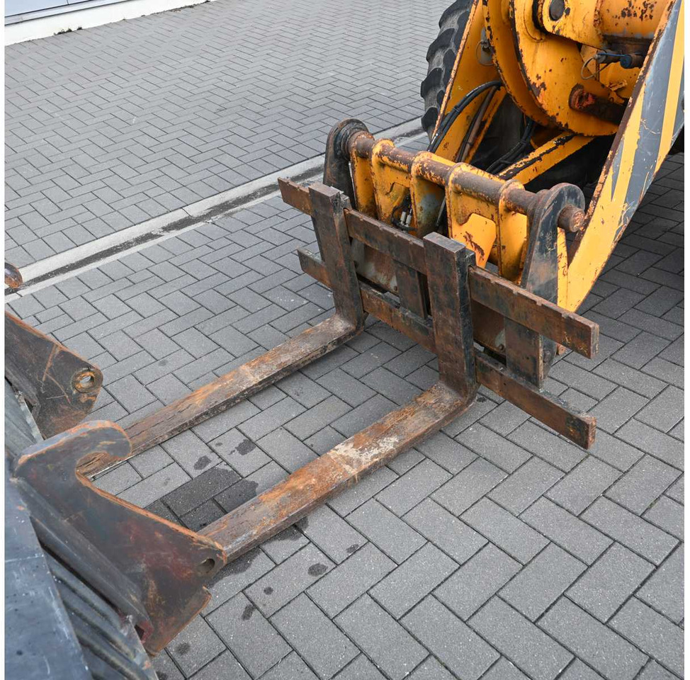 VENIERI - 2006 - VF463F - SHOVEL - Fadrom me goma: foto 3 VENIERI - 2006 - VF463F - SHOVEL - Fadrom me goma: foto 3