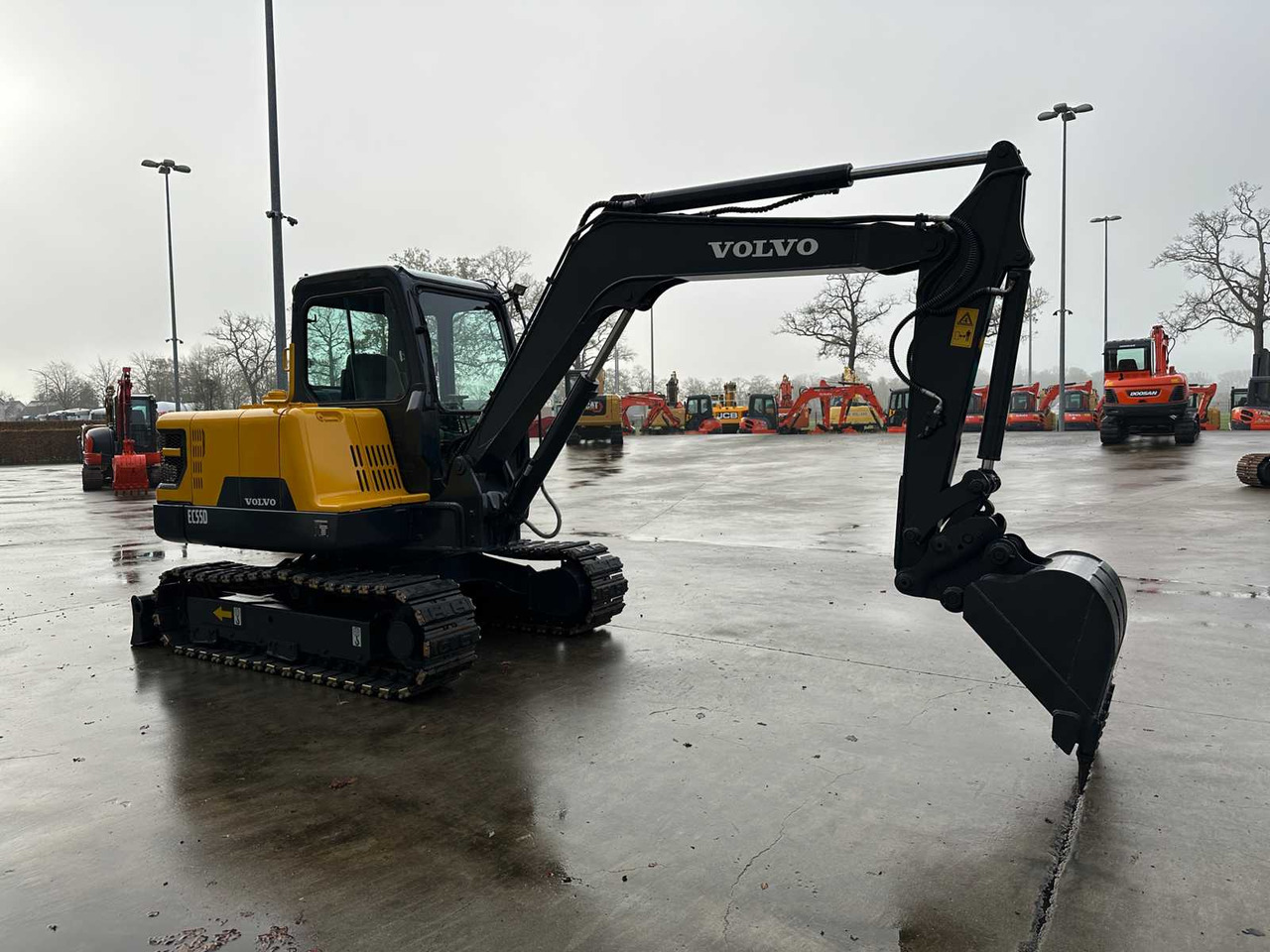 VOLVO - 2019 - EC55D - MIDI EXCAVATOR - Ekskavator: foto 4 VOLVO - 2019 - EC55D - MIDI EXCAVATOR - Ekskavator: foto 4