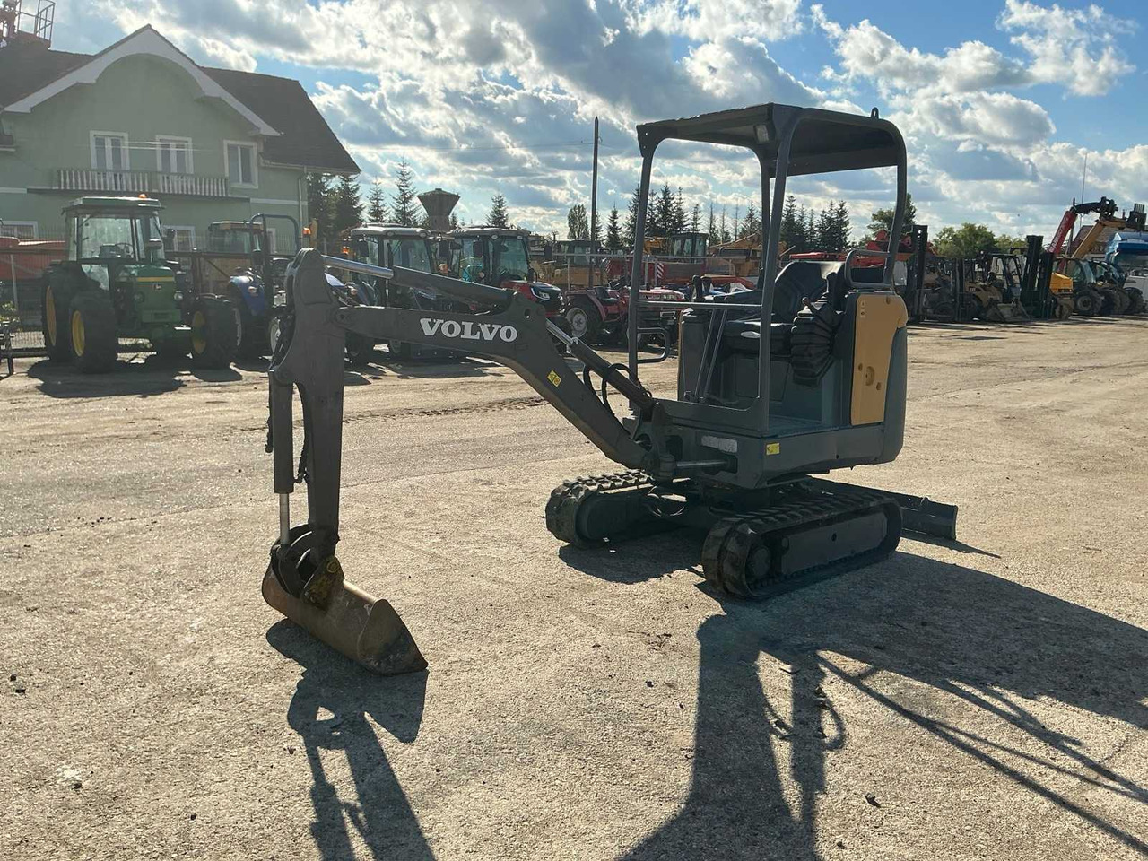 VOLVO EC 18 D - Miniekskavator: foto 2 VOLVO EC 18 D - Miniekskavator: foto 2
