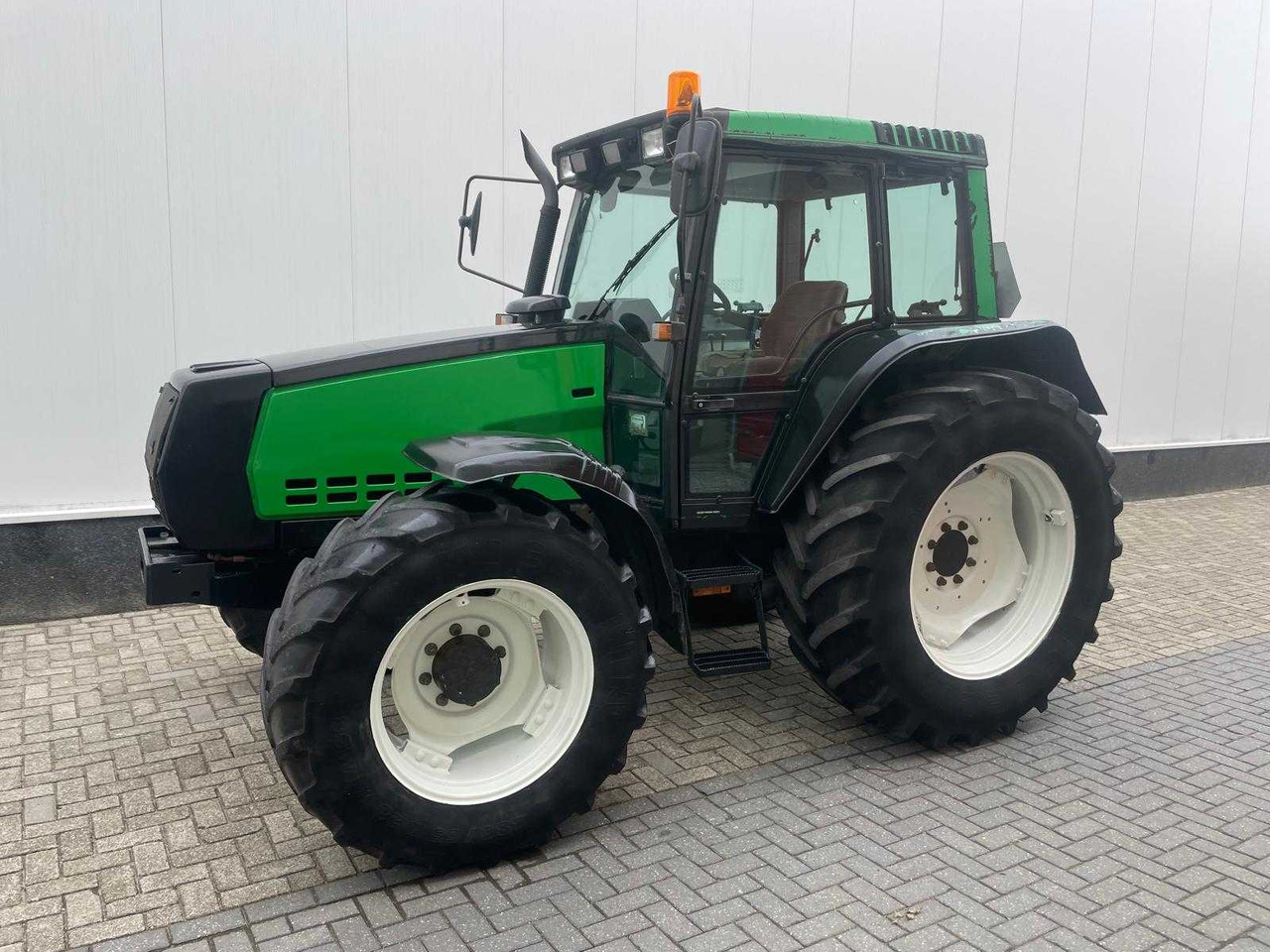 Valmet 6400 Hi-Trol - Traktor: foto 2 Valmet 6400 Hi-Trol - Traktor: foto 2