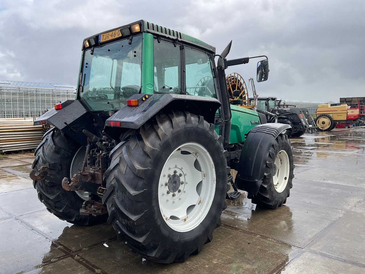 Valtra Valmet 8150 high tech - Traktor: foto 5 Valtra Valmet 8150 high tech - Traktor: foto 5