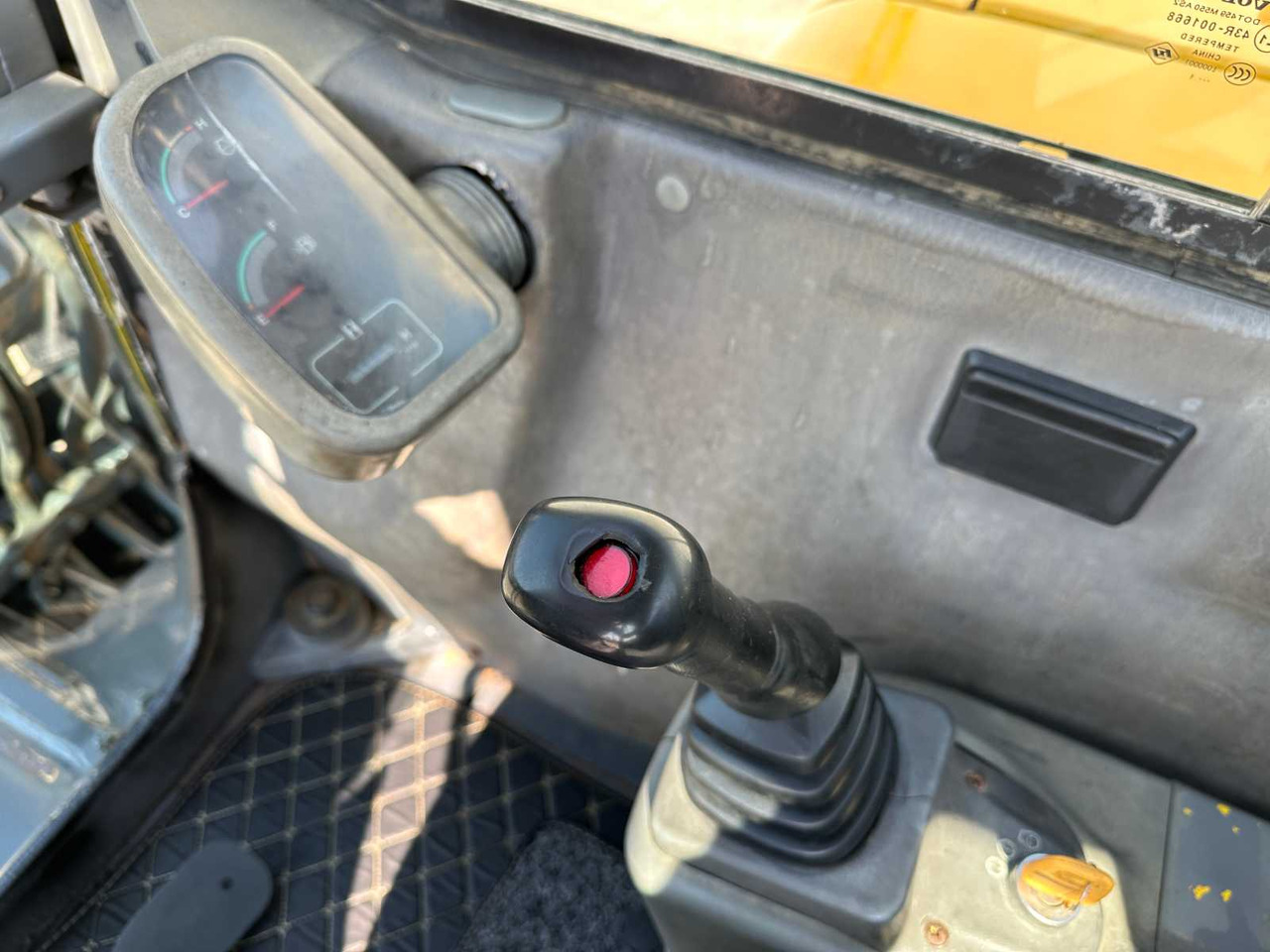 Ekskavator me zinxhirë Volvo EC55B: foto 38