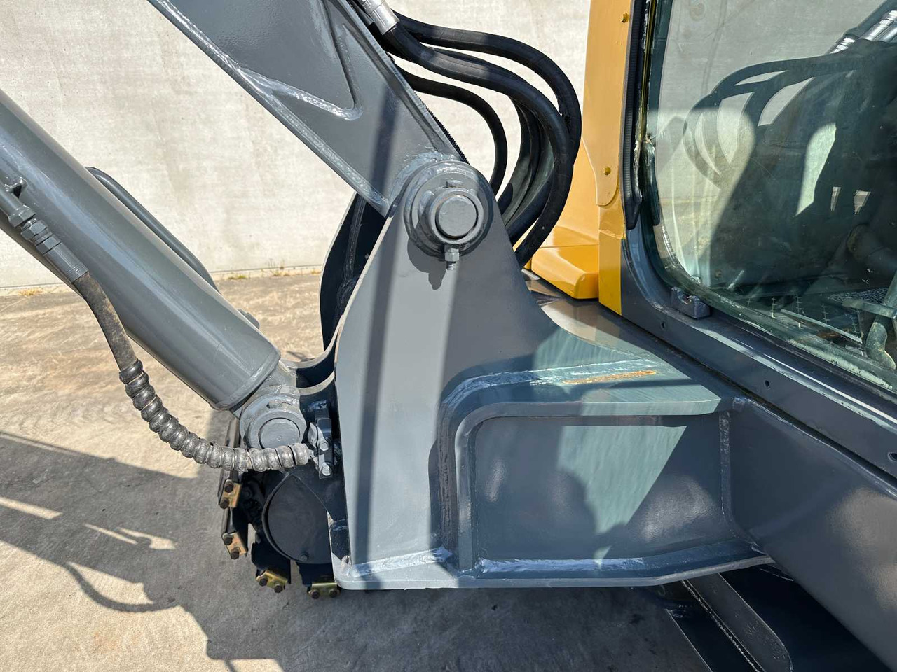Ekskavator me zinxhirë Volvo EC55B: foto 14