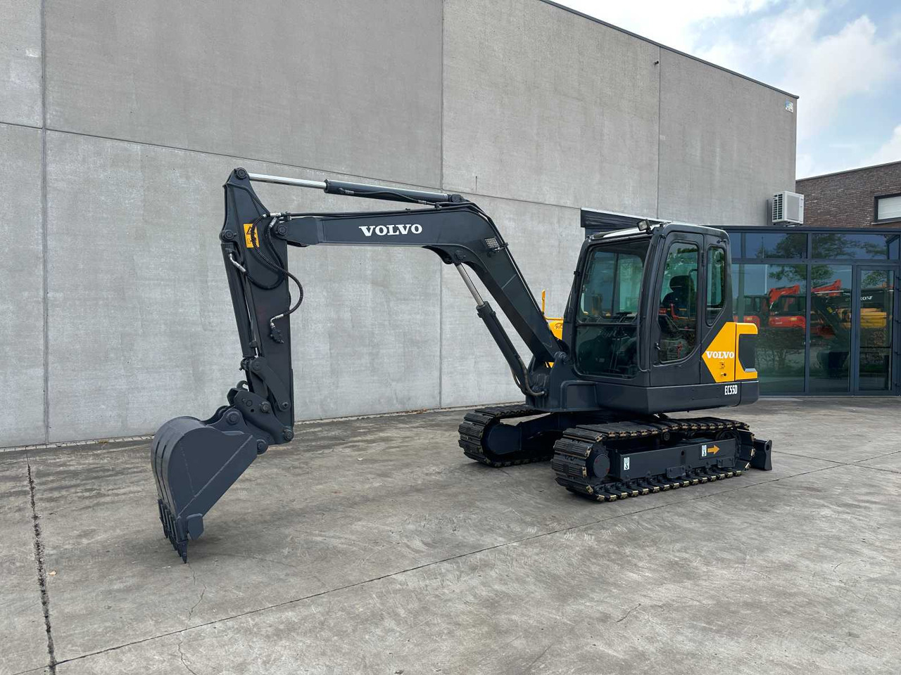 Volvo EC55D - Ekskavator me zinxhirë: foto 1 Volvo EC55D - Ekskavator me zinxhirë: foto 1