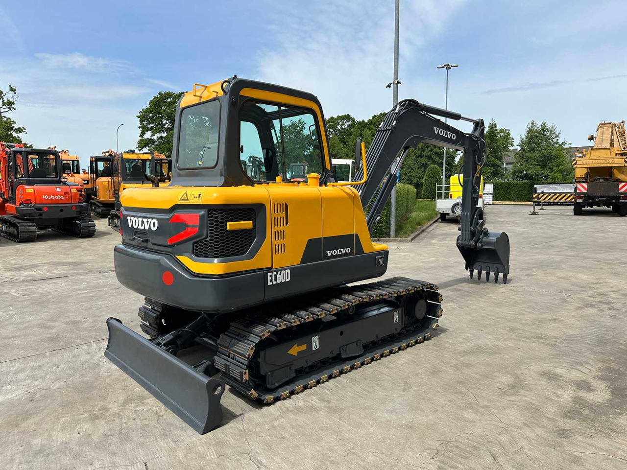 Volvo EC60D - Ekskavator me zinxhirë: foto 4 Volvo EC60D - Ekskavator me zinxhirë: foto 4