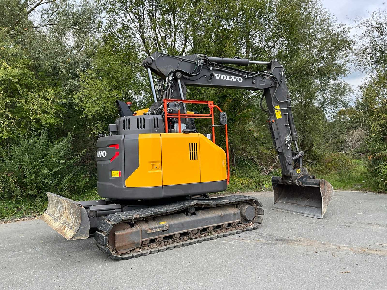 Volvo ECR145EL - Ekskavator me zinxhirë: foto 5 Volvo ECR145EL - Ekskavator me zinxhirë: foto 5