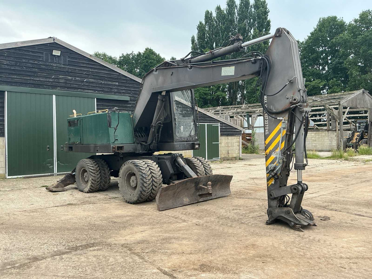 Volvo EW200 - Ekskavator me goma: foto 3 Volvo EW200 - Ekskavator me goma: foto 3