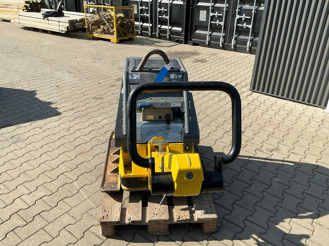 Wacker Neuson DPU6555Heap - Pllakë vibratori: foto 4 Wacker Neuson DPU6555Heap - Pllakë vibratori: foto 4