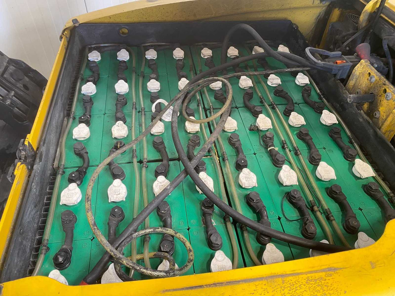 YALE - 2013 - ERP 35 VL - FORKLIFT TRIPLEX - FREELIFT - SIDESHIFT - Pirun ngritës: foto 5 YALE - 2013 - ERP 35 VL - FORKLIFT TRIPLEX - FREELIFT - SIDESHIFT - Pirun ngritës: foto 5