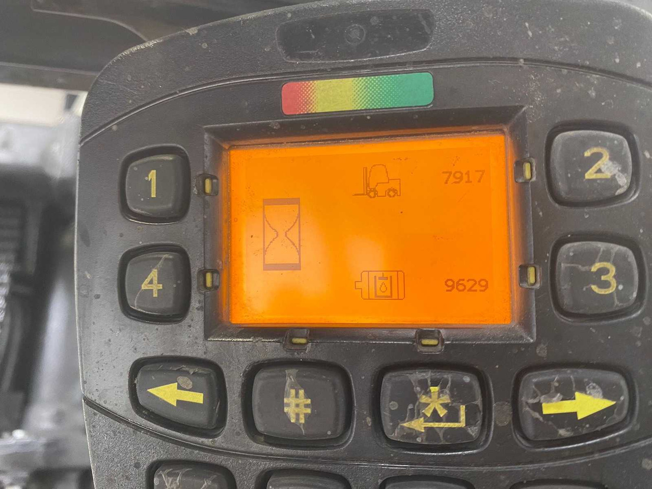 YALE - 2013 - ERP 35 VL - FORKLIFT TRIPLEX - FREELIFT - SIDESHIFT - Pirun ngritës: foto 4 YALE - 2013 - ERP 35 VL - FORKLIFT TRIPLEX - FREELIFT - SIDESHIFT - Pirun ngritës: foto 4