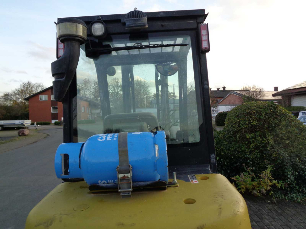 YALE GLP 30 MXV 2445 GAS FORKLIFT, YALE-GLP 30 MXV 2445 - Pirun ngritës: foto 3 YALE GLP 30 MXV 2445 GAS FORKLIFT, YALE-GLP 30 MXV 2445 - Pirun ngritës: foto 3