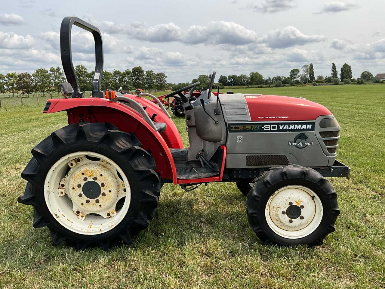 Yanmar RS30 - Minitraktor: foto 4 Yanmar RS30 - Minitraktor: foto 4