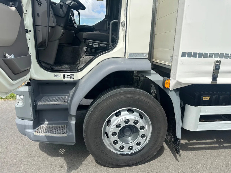 DAF CF 320 LF320.18 EURO6. SchuifzeilBakwagen met Laadklep. in TOPSTAAT! - Kamion me tendë: foto 5 DAF CF 320 LF320.18 EURO6. SchuifzeilBakwagen met Laadklep. in TOPSTAAT! - Kamion me tendë: foto 5