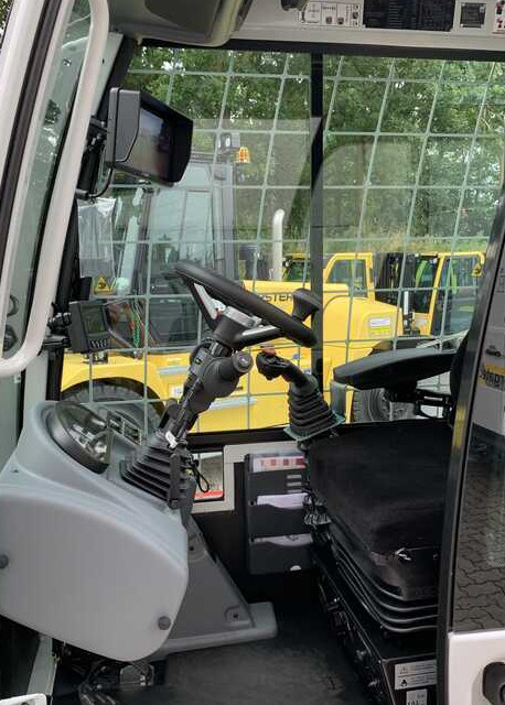 Baumann DFQ 50LL - Ngarkues anësor: foto 5 Baumann DFQ 50LL - Ngarkues anësor: foto 5
