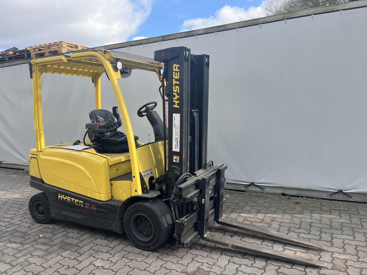 Hyster J2.5XN - Pirun elektrik: foto 1 Hyster J2.5XN - Pirun elektrik: foto 1