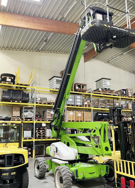 Niftylift HR21E 2x4 - Krah me çernjerë: foto 1 Niftylift HR21E 2x4 - Krah me çernjerë: foto 1