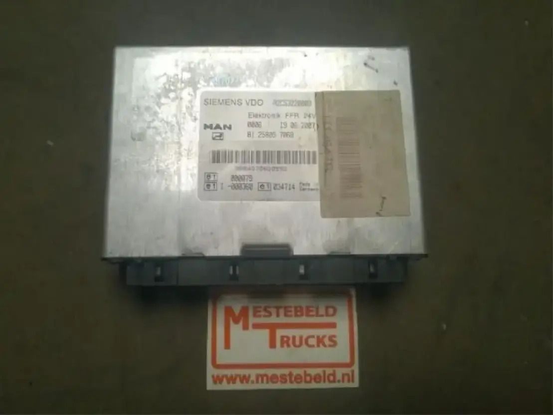MAN F R Unit TGA - Sistemi elektrik për Kamioni: foto 1 MAN F R Unit TGA - Sistemi elektrik për Kamioni: foto 1