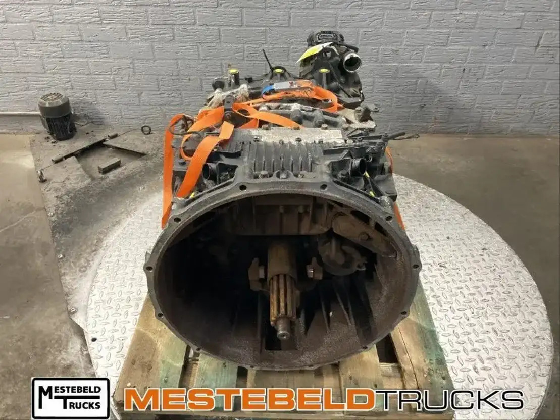 MAN Versn bak 12 AS 2130 TD - Kutia e marsheve dhe pjesë këmbimi për Kamioni: foto 3 MAN Versn bak 12 AS 2130 TD - Kutia e marsheve dhe pjesë këmbimi për Kamioni: foto 3