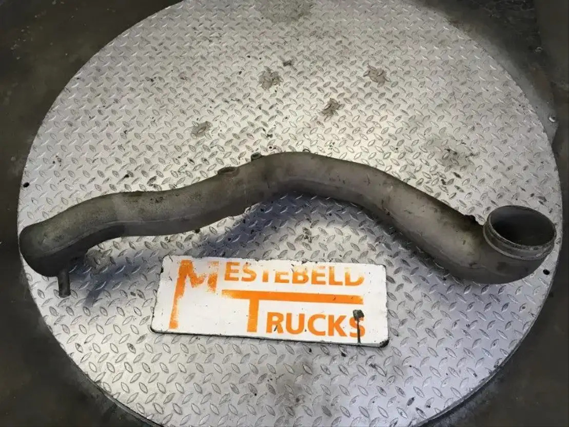 Mercedes-Benz Luchtinlaatpijp - Tubi i marrjes së ajrit për Kamioni: foto 1 Mercedes-Benz Luchtinlaatpijp - Tubi i marrjes së ajrit për Kamioni: foto 1