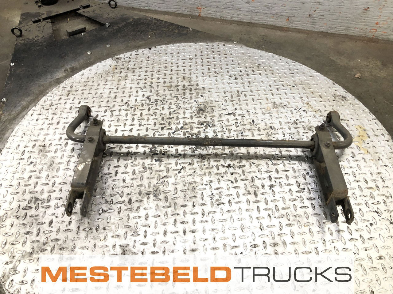 Mercedes-Benz Stabilisator achteras Atego - Aksi i pasmë për Kamioni: foto 1 Mercedes-Benz Stabilisator achteras Atego - Aksi i pasmë për Kamioni: foto 1