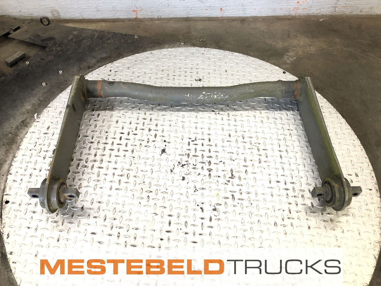 Mercedes-Benz Stabilisator v achteras - Aksi i pasmë për Kamioni: foto 1 Mercedes-Benz Stabilisator v achteras - Aksi i pasmë për Kamioni: foto 1